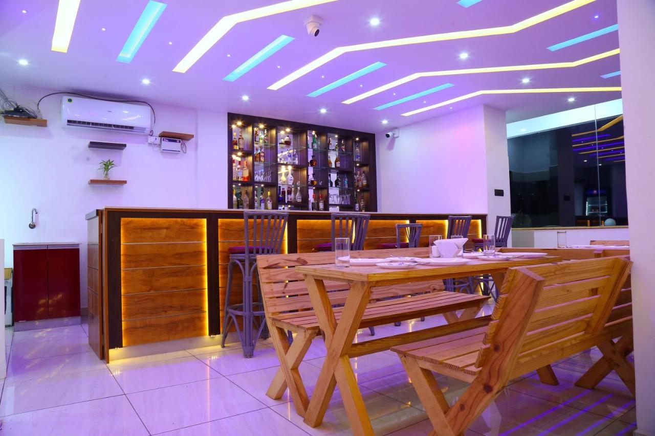 M Aples Jacks Place Hotel Cavelossim Exterior photo