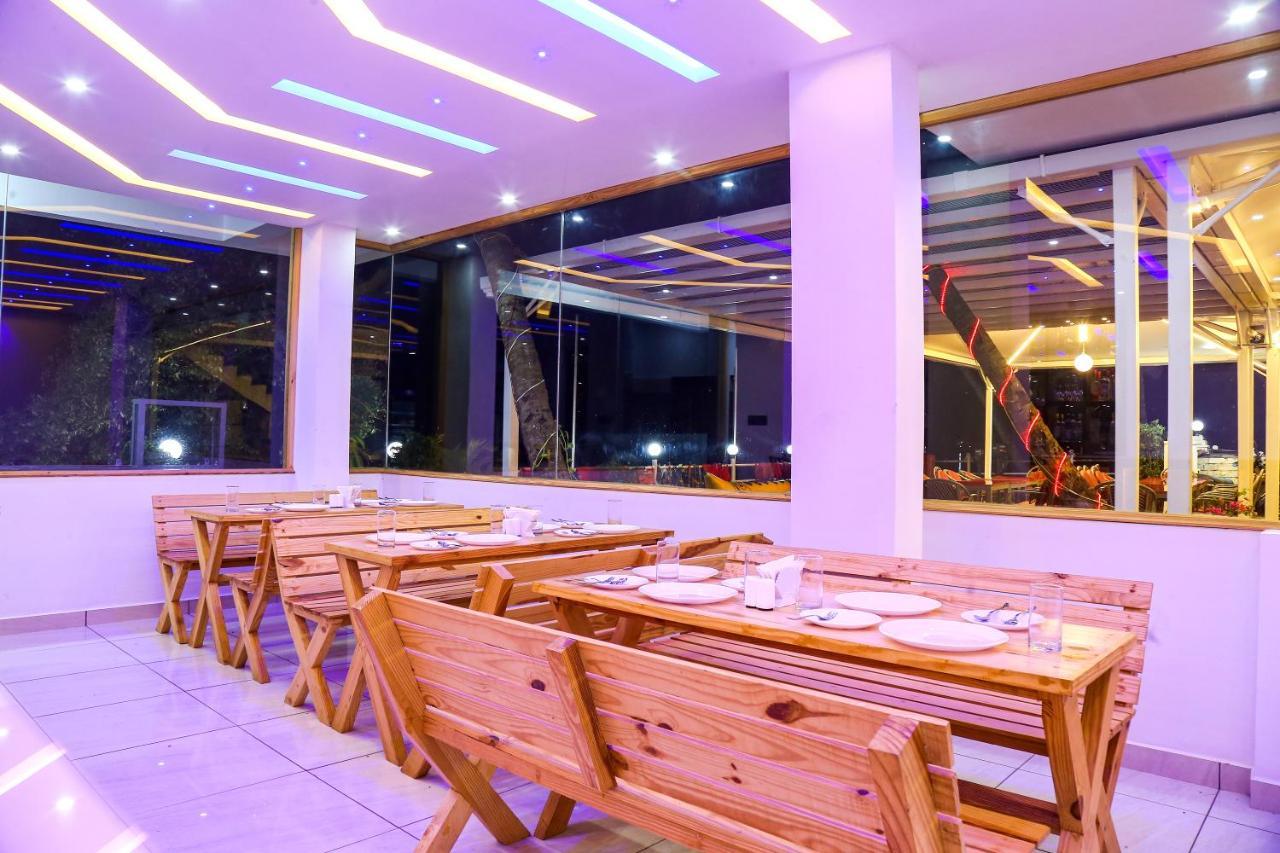 M Aples Jacks Place Hotel Cavelossim Exterior photo